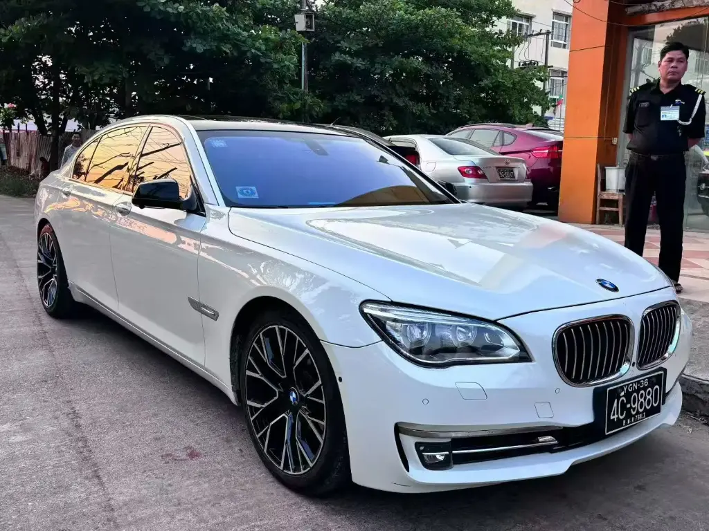 BMW 750LI - 宝马750LI